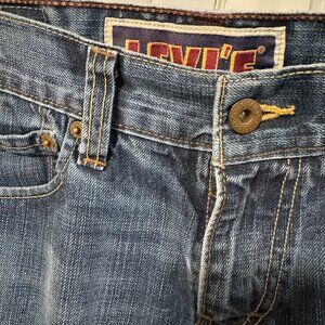 LEVIS 511 SKINNY JEANS SIZE 28 X 31 100 % COTTON